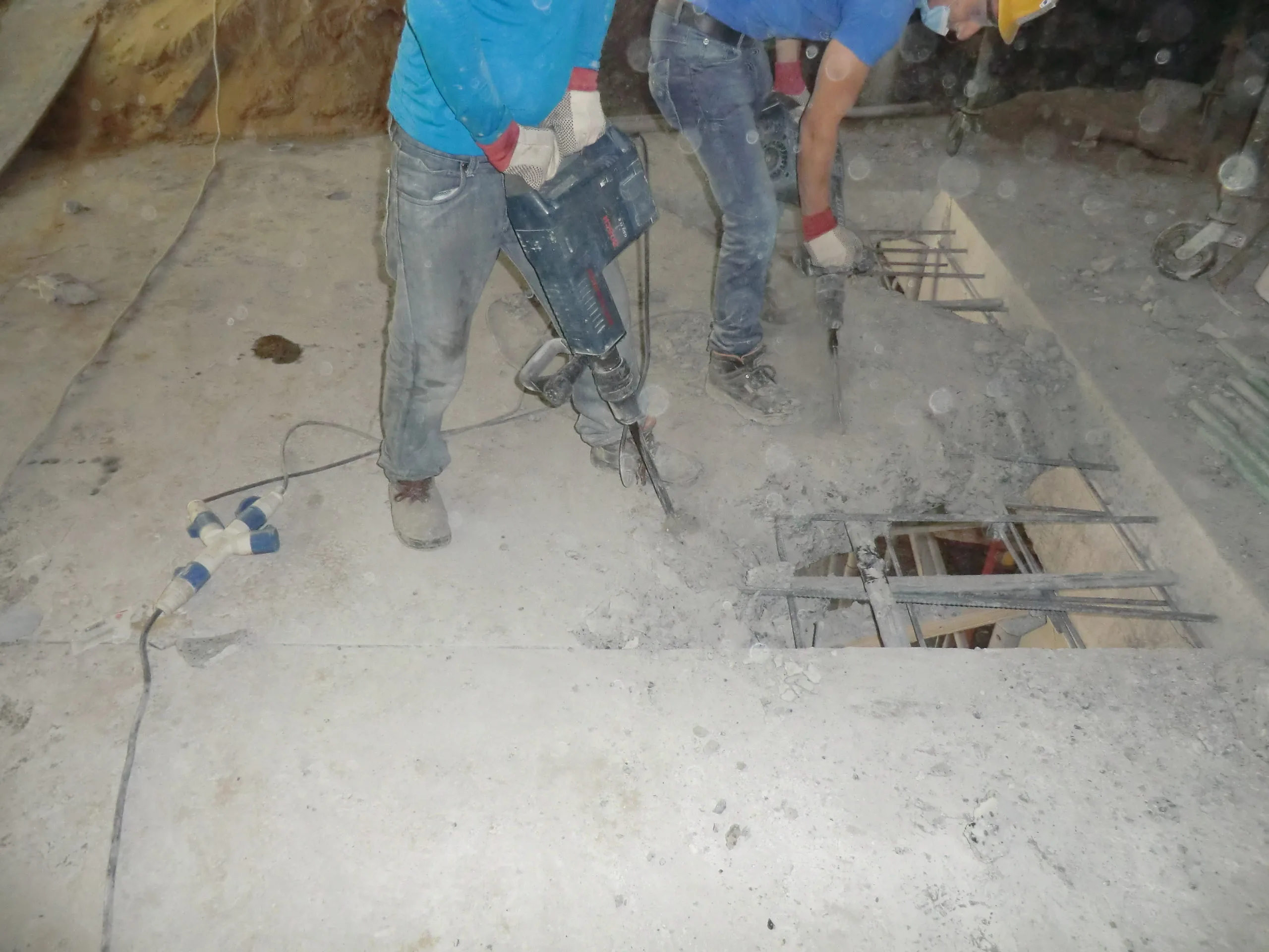 Strengthening & Cutting Slab for Hassan Al Mahsin Office Building at Radwat Al Khail Project — preserved image 3 of 6