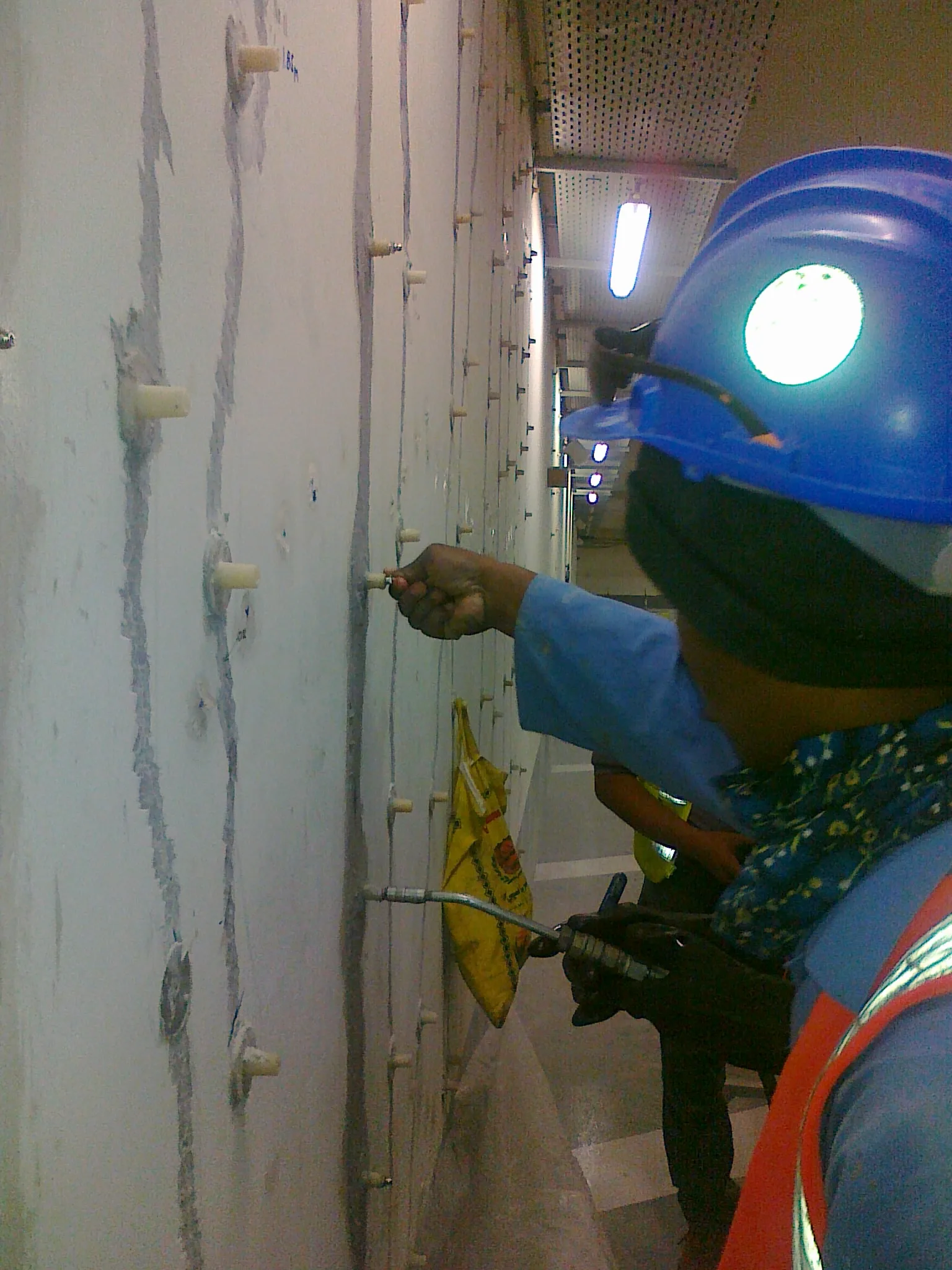 DRY & WET CRACK INJECTIONS FOR LUSAIL CITY CAR PARK — preserved image 8 of 9